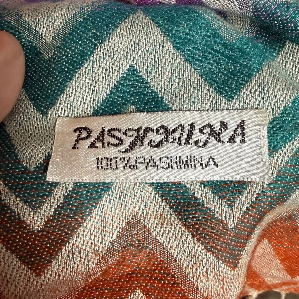 100% Pashmina Wool Scarf Pastel Zig Zag Pattern 27x68 *Flaw*